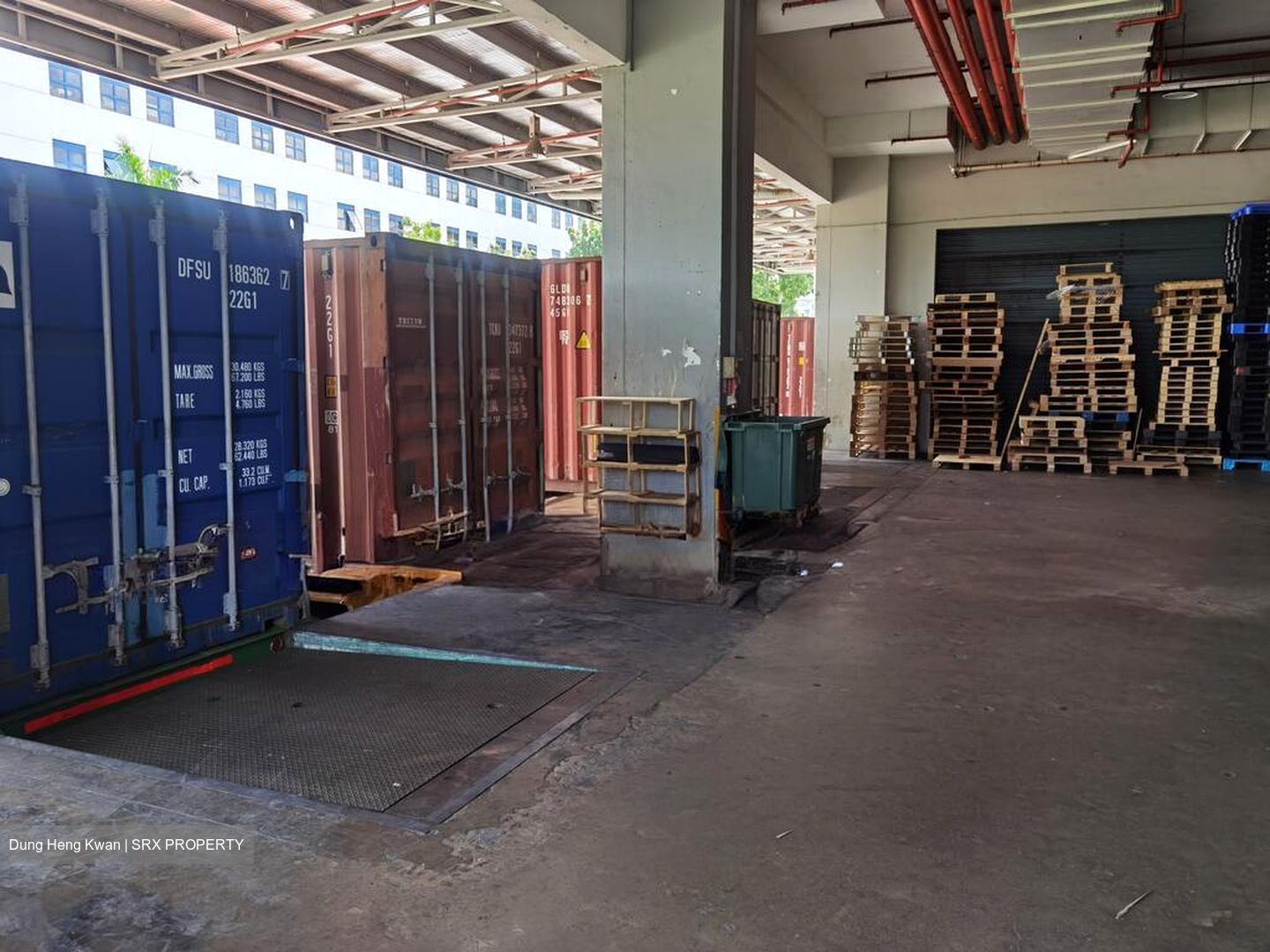 Ite College East (D16), Warehouse #570490891